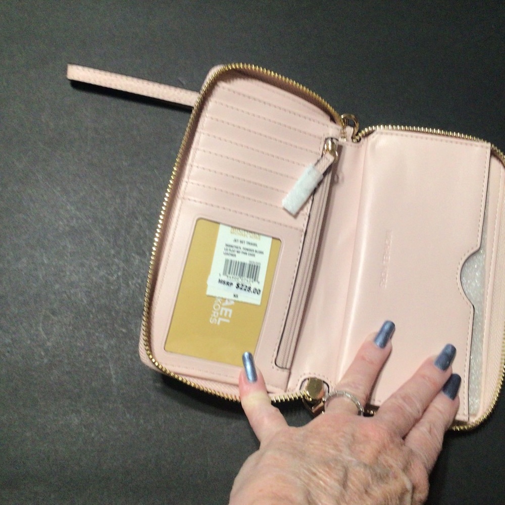 Michael Kors Leather Wallet/Clutch Pink Powder Blush